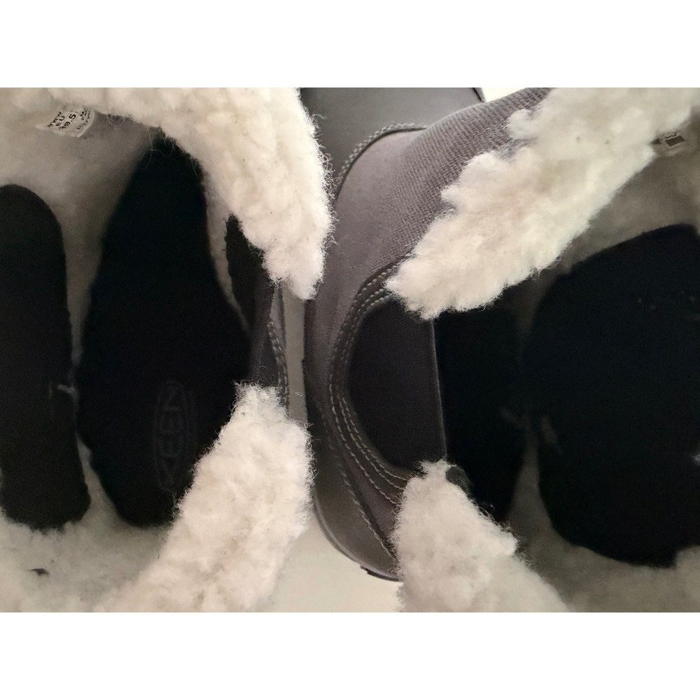 Keen Womens Elsa Chelsea Waterproof Winter Boots Sherpa Lined Gray Pull On 9 - Picture 10 of 10